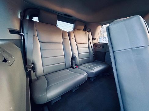 Used 2007 Jeep Commander Sport image 27