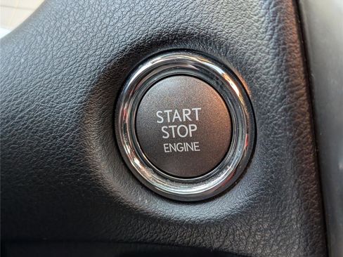 Used 2023 Lexus GX 460 Premium w/ Premium Package image 29