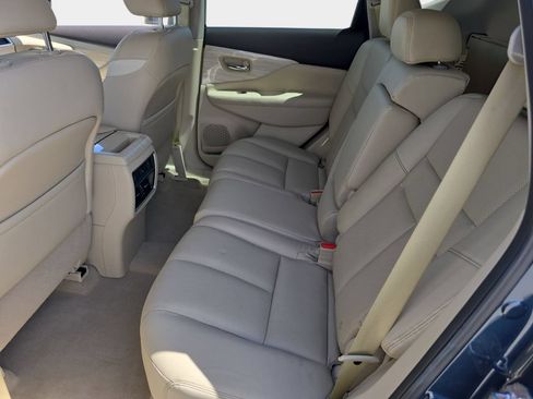 Used 2015 Nissan Murano Platinum FWD image 17