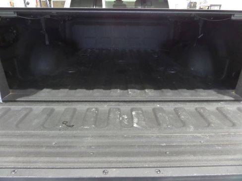 Used 2023 RAM 2500 Big Horn w/ Night Edition AWD/4WD image 9