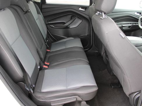 Used 2018 Ford Escape SE w/ SE Sync 3 Package image 6