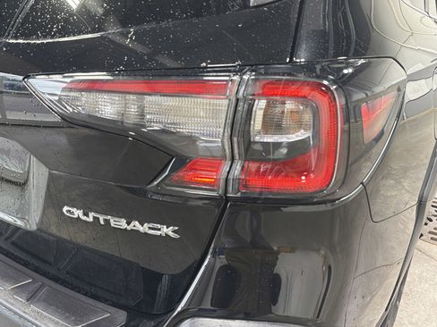 Certified 2025 Subaru Outback Premium w/ Popular Package #1A image 17