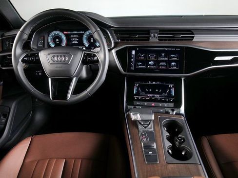 Used 2025 Audi A6 Premium Plus image 12