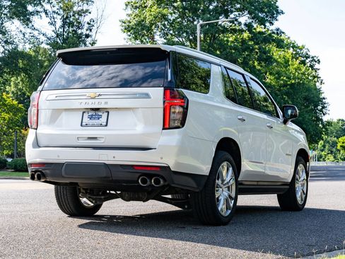 Used 2021 Chevrolet Tahoe High Country w/ Premium Package AWD/4WD image 6