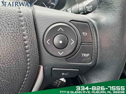 Used 2018 Toyota RAV4 XLE image 19