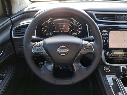 Certified 2024 Nissan Murano Platinum w/ Cargo Package image 23