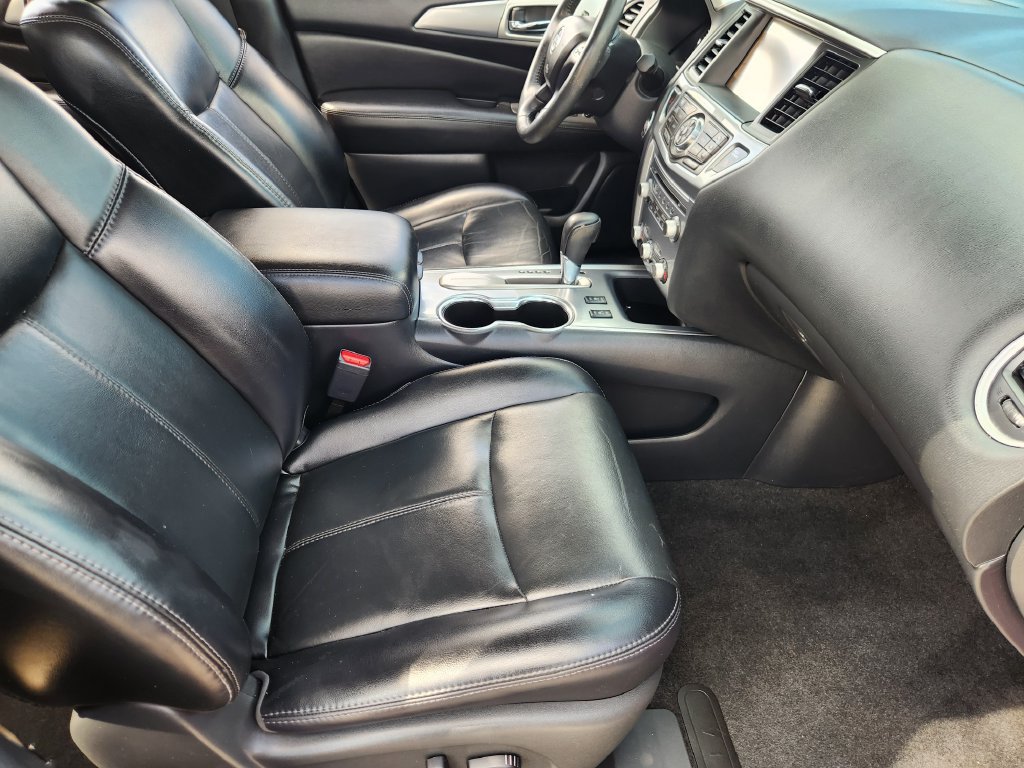 Used 2017 Nissan Pathfinder SL w/ SL Premium Package FWD image 10