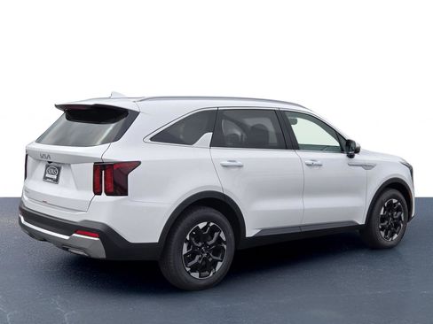 New 2025 Kia Sorento S w/ Panoramic Sunroof Package image 5