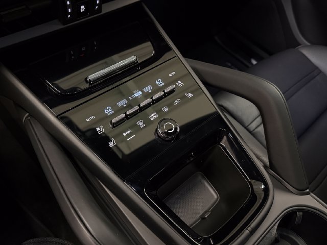 Certified 2026 Porsche Cayenne S AWD/4WD image 25