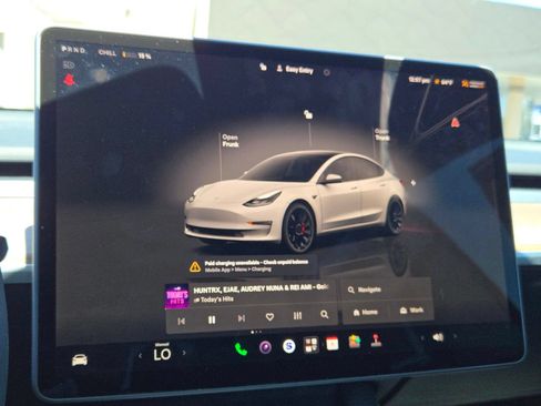 Used 2023 Tesla Model 3 Performance AWD/4WD image 18