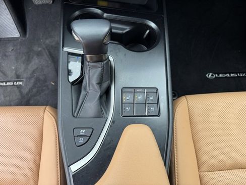 Used 2024 Lexus UX 250h AWD w/ Premium Package image 15