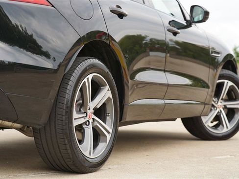 Used 2020 Jaguar F-PACE S AWD/4WD image 19