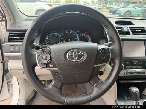 Used 2014 Toyota Camry XLE w/ Leather Package image 14