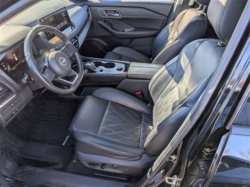 Certified 2024 Nissan Rogue Platinum w/ Platinum Premium Package image 10