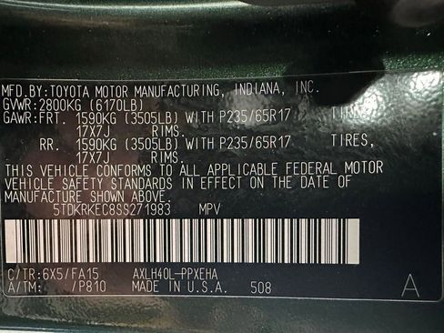 Used 2025 Toyota Sienna LE image 11