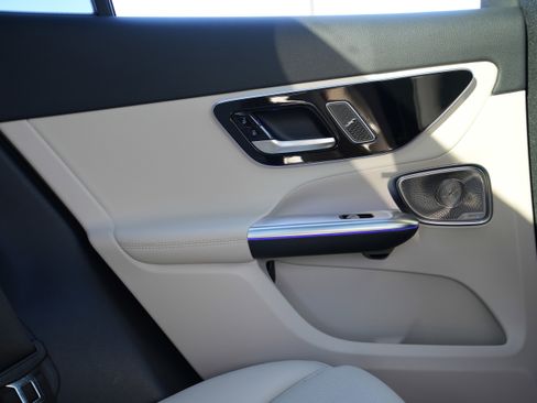 New 2026 Mercedes-Benz GLC 300 4MATIC image 41