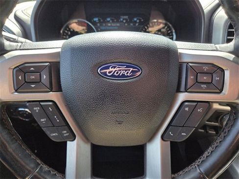 Used 2018 Ford F150 Platinum w/ Equipment Group 701A Luxury image 33