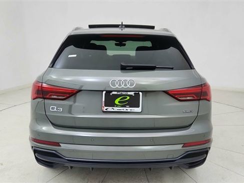 Used 2020 Audi Q3 2.0T Premium w/ Convenience Package image 5