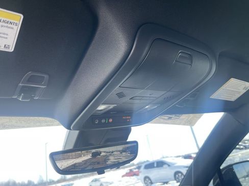 Used 2022 Cadillac XT4 Premium Luxury w/ Enhanced Visibility Package image 30