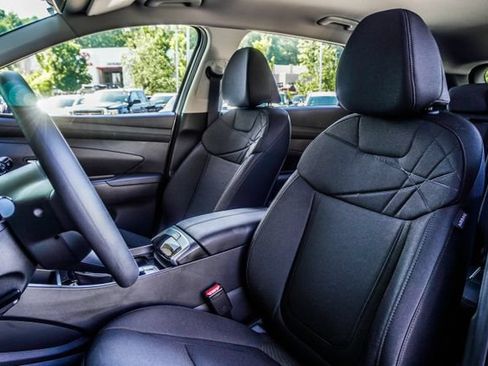 Certified 2025 Hyundai Tucson SEL FWD image 41