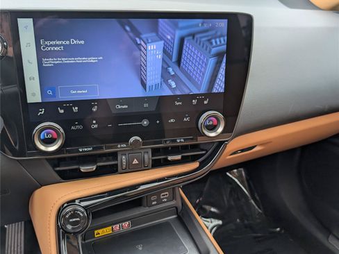 Certified 2025 Lexus NX 350 AWD w/ Accessory Package (2T) image 30