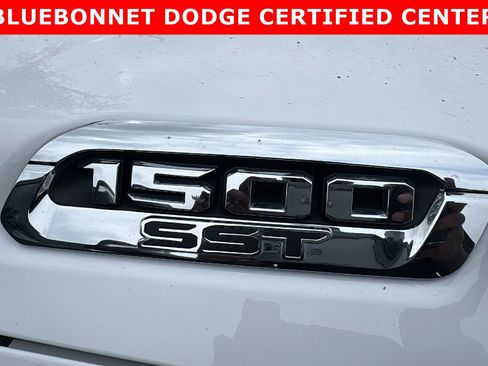 Used 2025 RAM 1500 Laramie w/ Trailer Tow Group AWD/4WD image 9