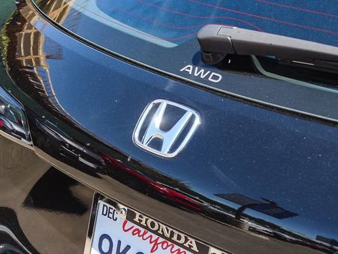 Used 2024 Honda HR-V LX image 11