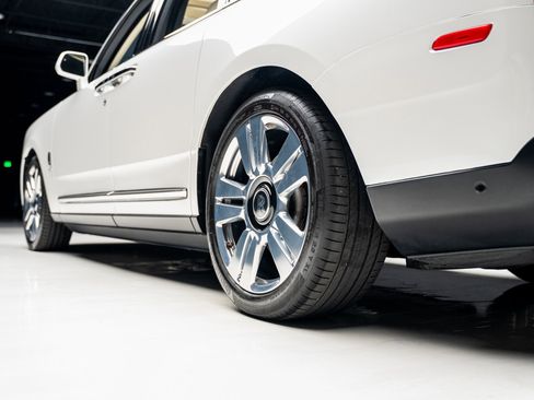 Used 2019 Rolls-Royce Cullinan image 79