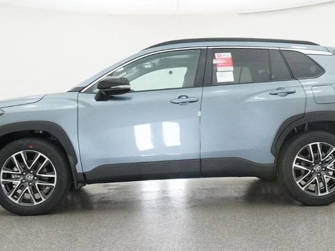 New 2026 Toyota Corolla Cross XLE FWD image 19