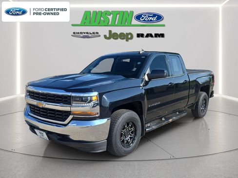 Used 2018 Chevrolet Silverado 1500 LT AWD/4WD image 1
