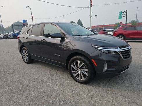 Used 2022 Chevrolet Equinox LT AWD/4WD image 1