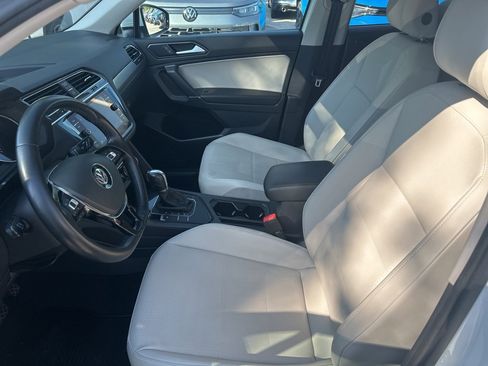 Used 2018 Volkswagen Tiguan SE image 13