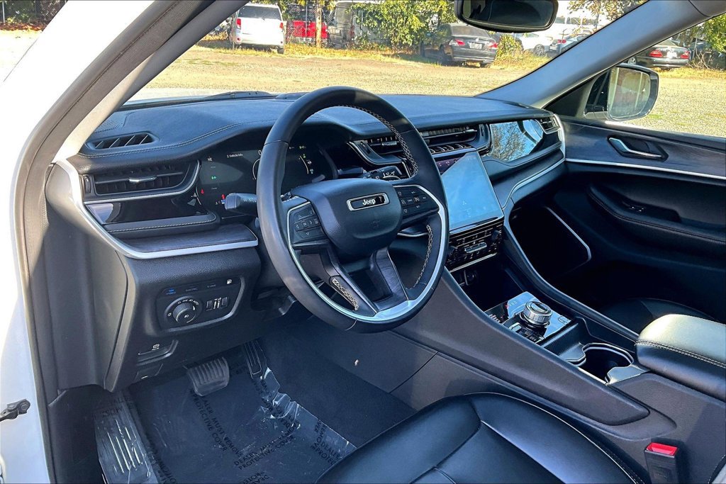 Used 2024 Jeep Grand Cherokee Limited 4xe AWD/4WD image 18