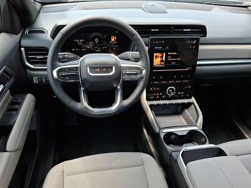 Used 2025 GMC Terrain Elevation AWD/4WD image 12