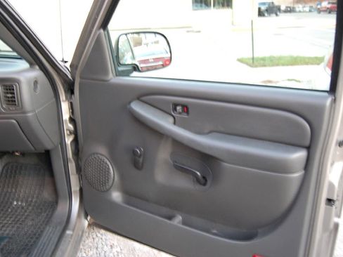 Used 2003 Chevrolet Silverado 1500 W/T image 16