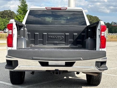 Used 2025 Chevrolet Silverado 1500 LT RWD image 20