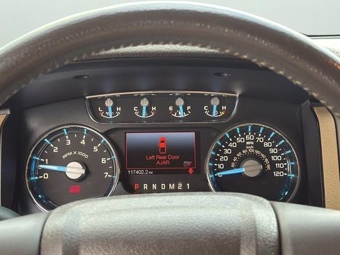 Used 2012 Ford F150 Lariat w/ Lariat Chrome Pkg AWD/4WD image 13