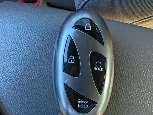 Used 2024 Hyundai Elantra SEL w/ Convenience Package image 27