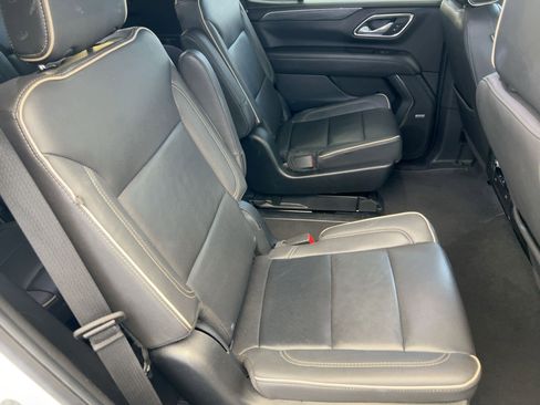 Used 2023 GMC Yukon SLT image 28