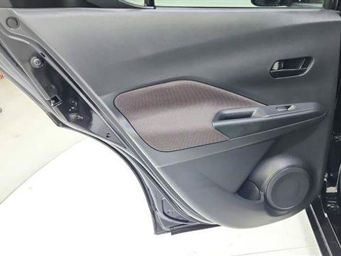 Used 2019 Nissan Kicks S FWD image 20
