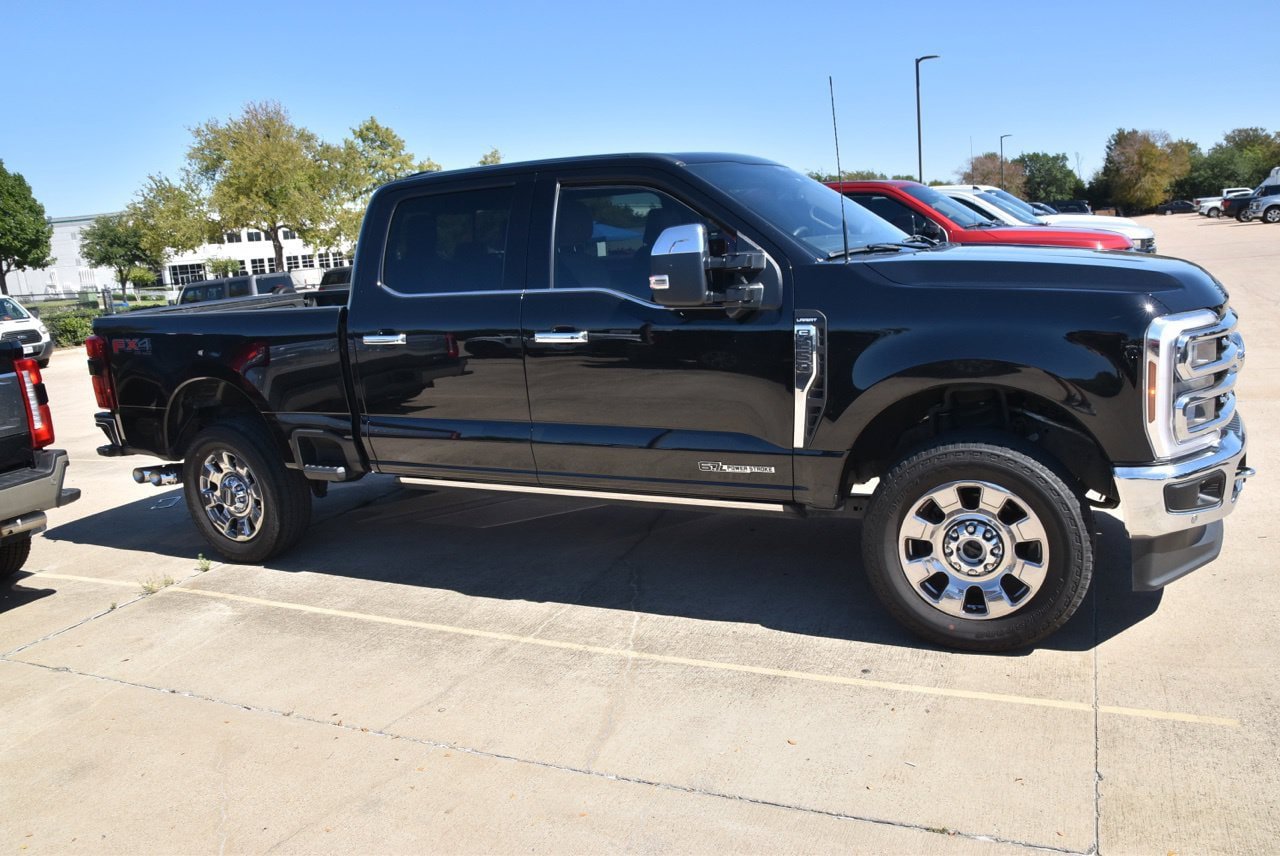 Certified 2024 Ford F250 Lariat w/ Lariat Ultimate Package AWD/4WD image 5