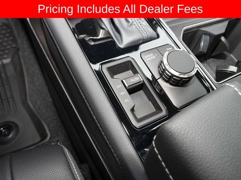 New 2026 Toyota Tundra Limited AWD/4WD image 20