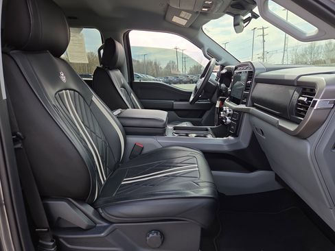 Used 2024 Ford F150 XLT w/ Mobile Office Package image 17