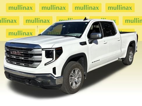 Used 2024 GMC Sierra 1500 SLE w/ Preferred Package image 12