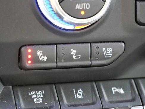 Used 2021 GMC Sierra 3500 AT4 w/ AT4 Preferred Package image 46