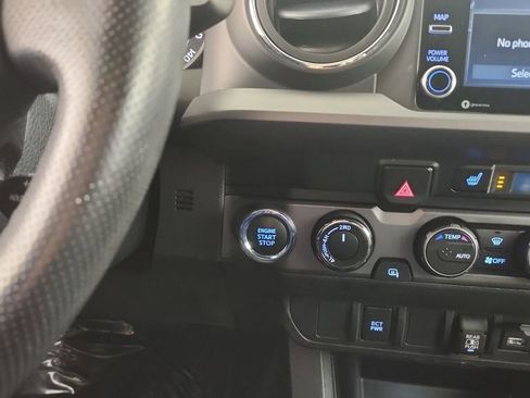 Used 2021 Toyota Tacoma TRD Sport image 23