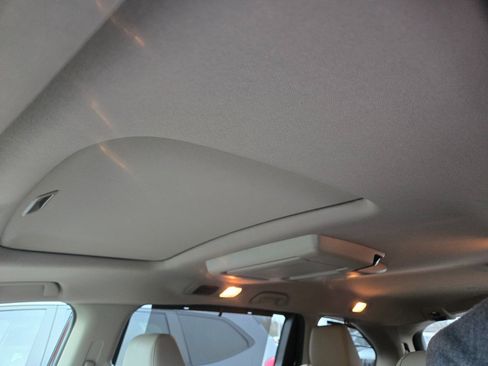 Used 2021 Honda Odyssey Touring image 11