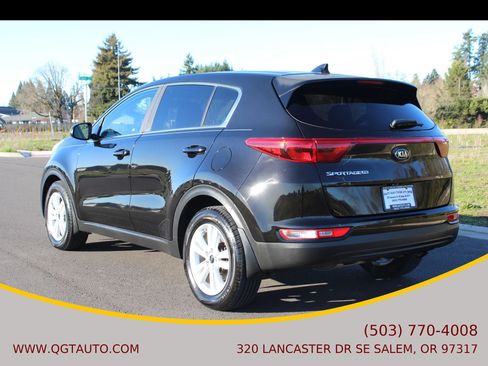 Used 2017 Kia Sportage LX FWD image 3