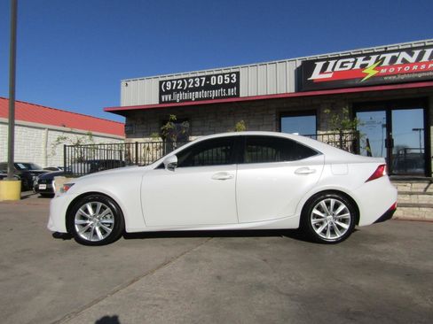 Used 2014 Lexus IS 250 image 2