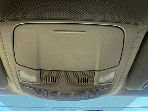 Used 2018 Ford Fusion SE w/ Fusion SE Technology Package image 24